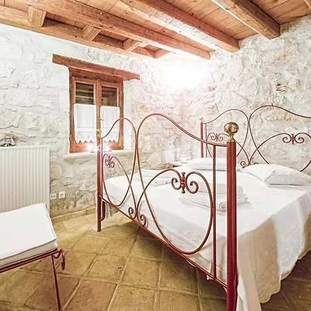 Poseidon Executive Apartmán